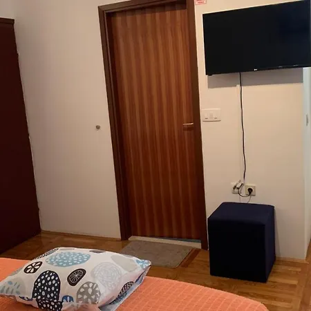 Studio Apartment And Rooms Adria Vodice Exterior photo