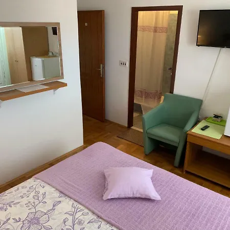Studio Apartment And Rooms Adria Vodice Exterior photo