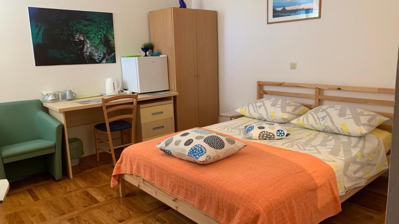 And Adria Apartment *